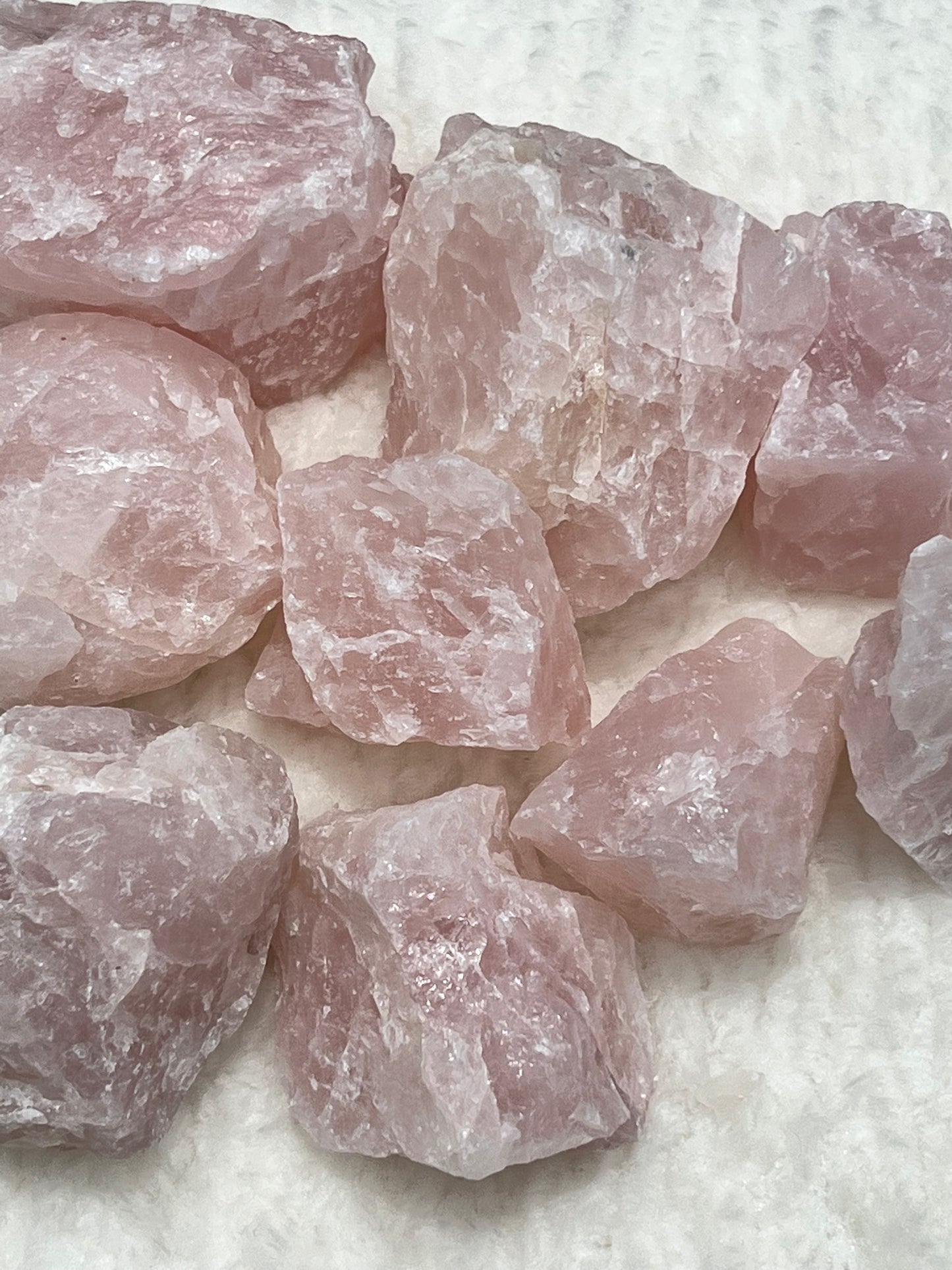 Rose Quartz Raw - Zoee Crystals
