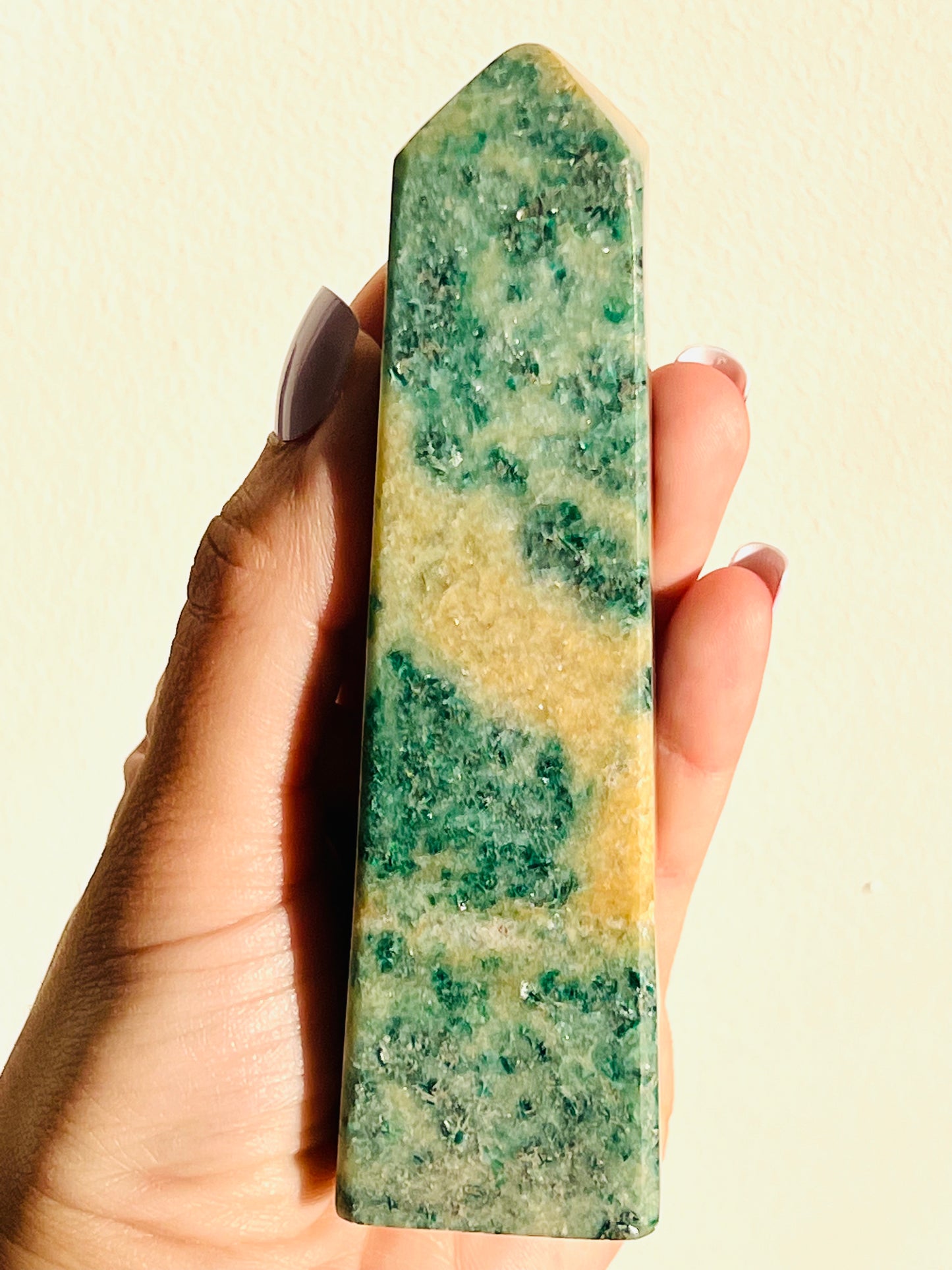 Green Kyanite Tower - 330 g - Zoee Crystals