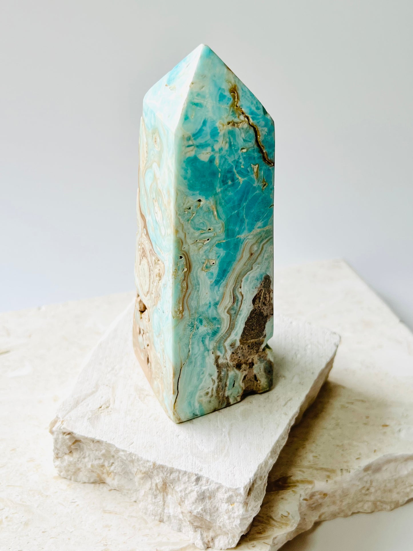 Blue Aragonite tower 455 g