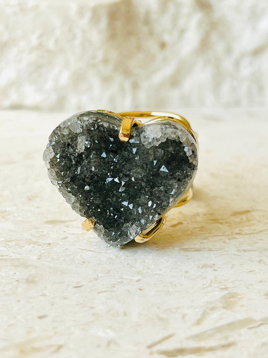 Quartz heart shaped ring 2