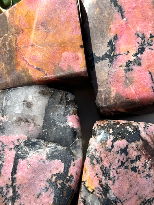 Rhodonite Freeform - Zoee Crystals