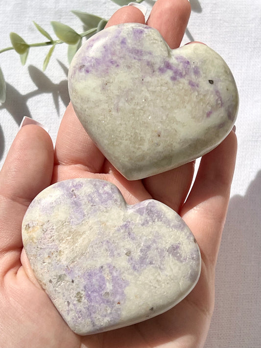 Hackmanite Heart - Zoee Crystals